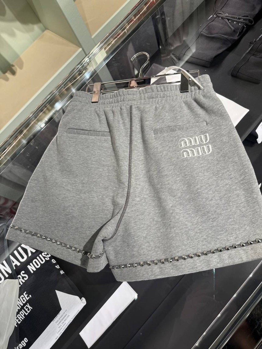 MIU MIU Shorts side view - Women's luxury Clothes