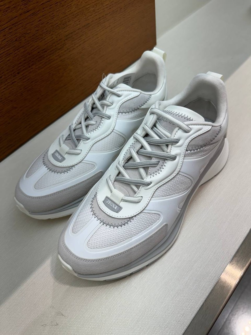 ERMENEGILDO ZEGNA Sneakers side view - Men's luxury Shoes