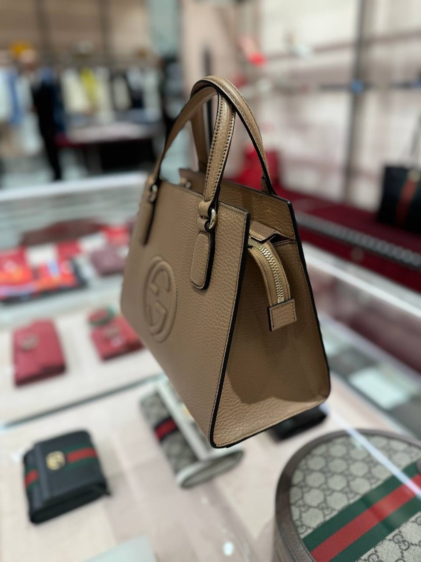 GUCCI Shoulder bags side view - Women's luxury Bags