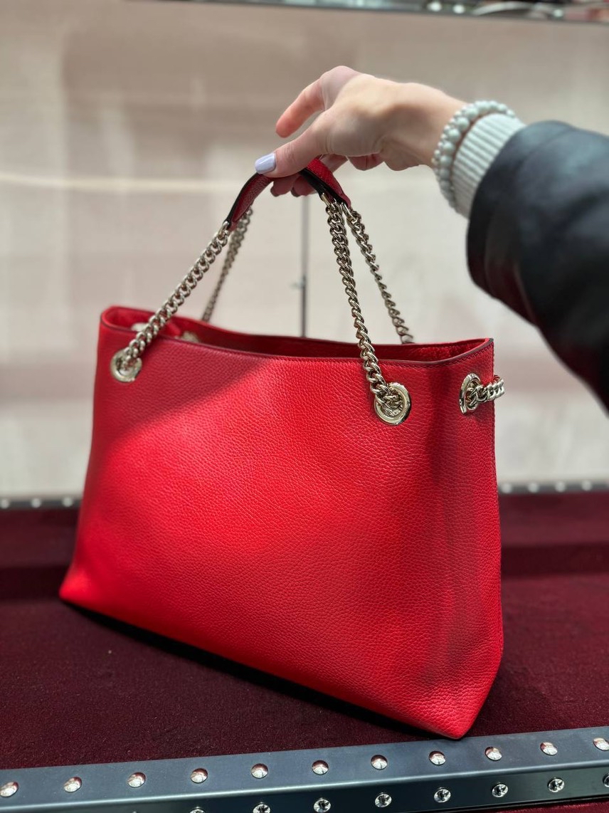 GUCCI Shoulder bags side view - Women's luxury Bags