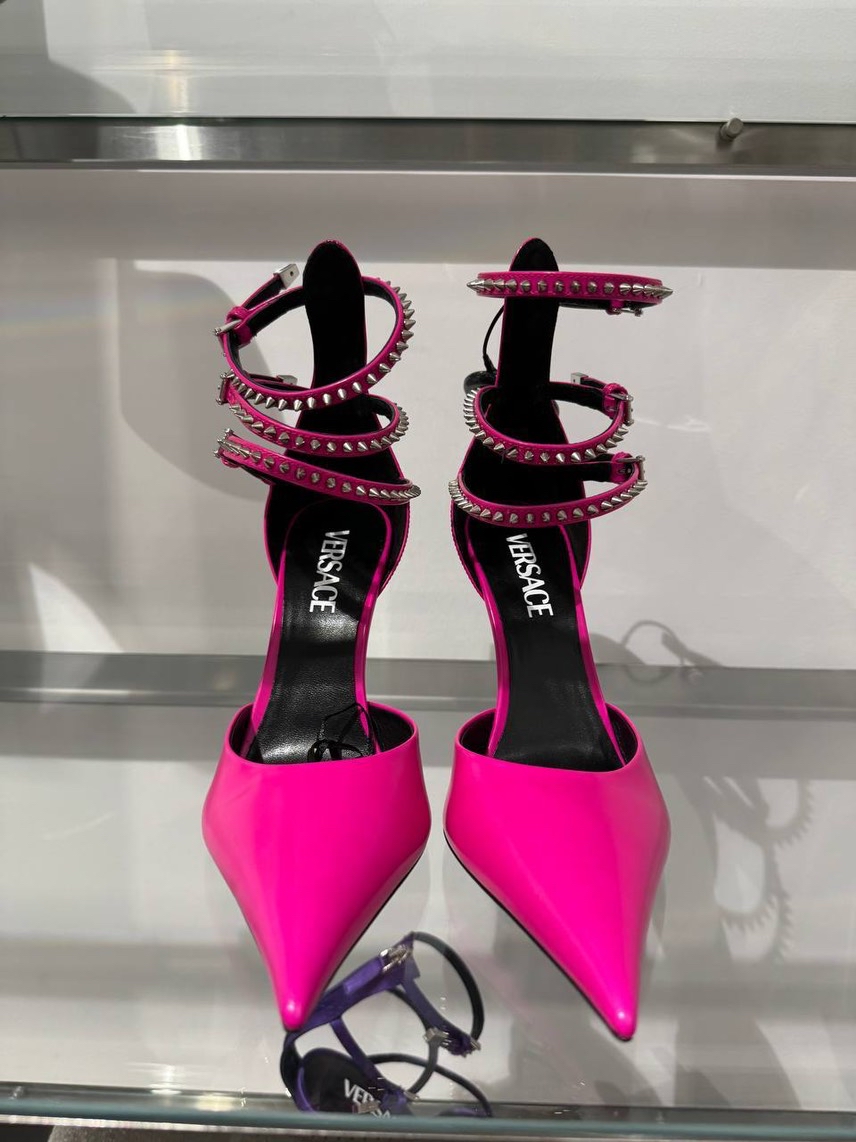 VERSACE Pumps side view - Women's luxury Shoes