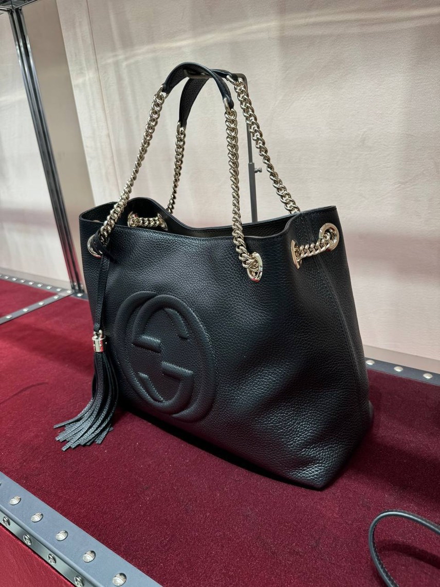 GUCCI Shoulder bags side view - Women's luxury Bags