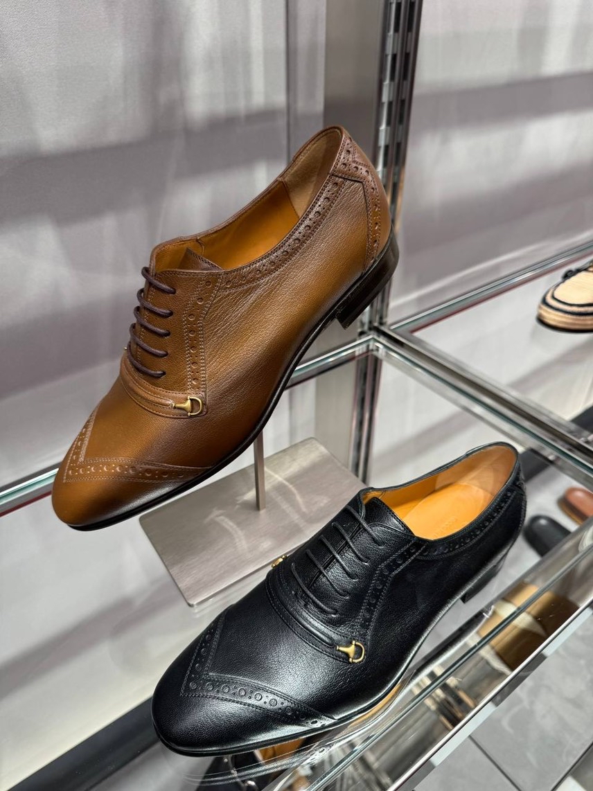 GUCCI Lace-up shoes front view - Men's luxury Shoes