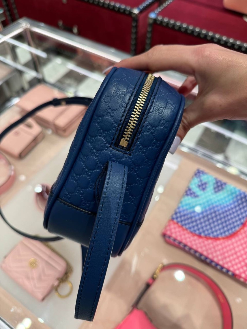 GUCCI Crossbody bags side view - Women's luxury Bags