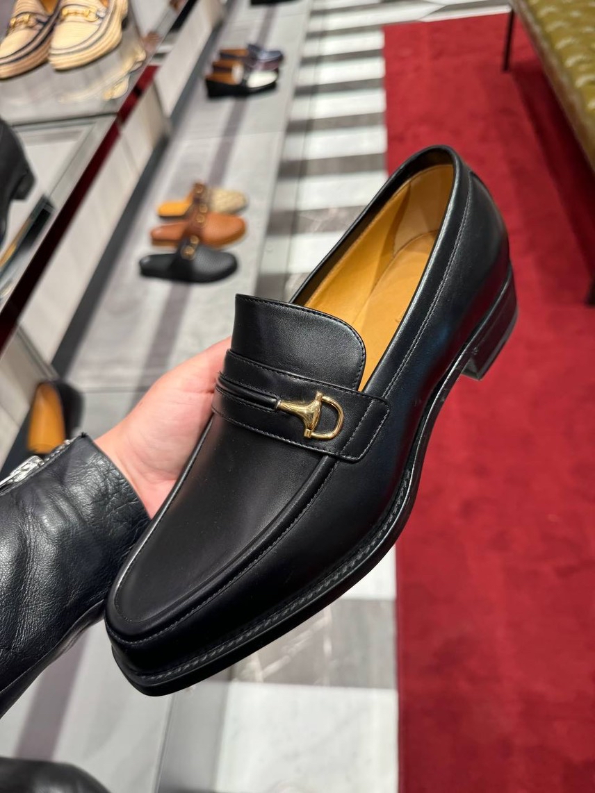 GUCCI Loafers front view - Men's luxury Shoes