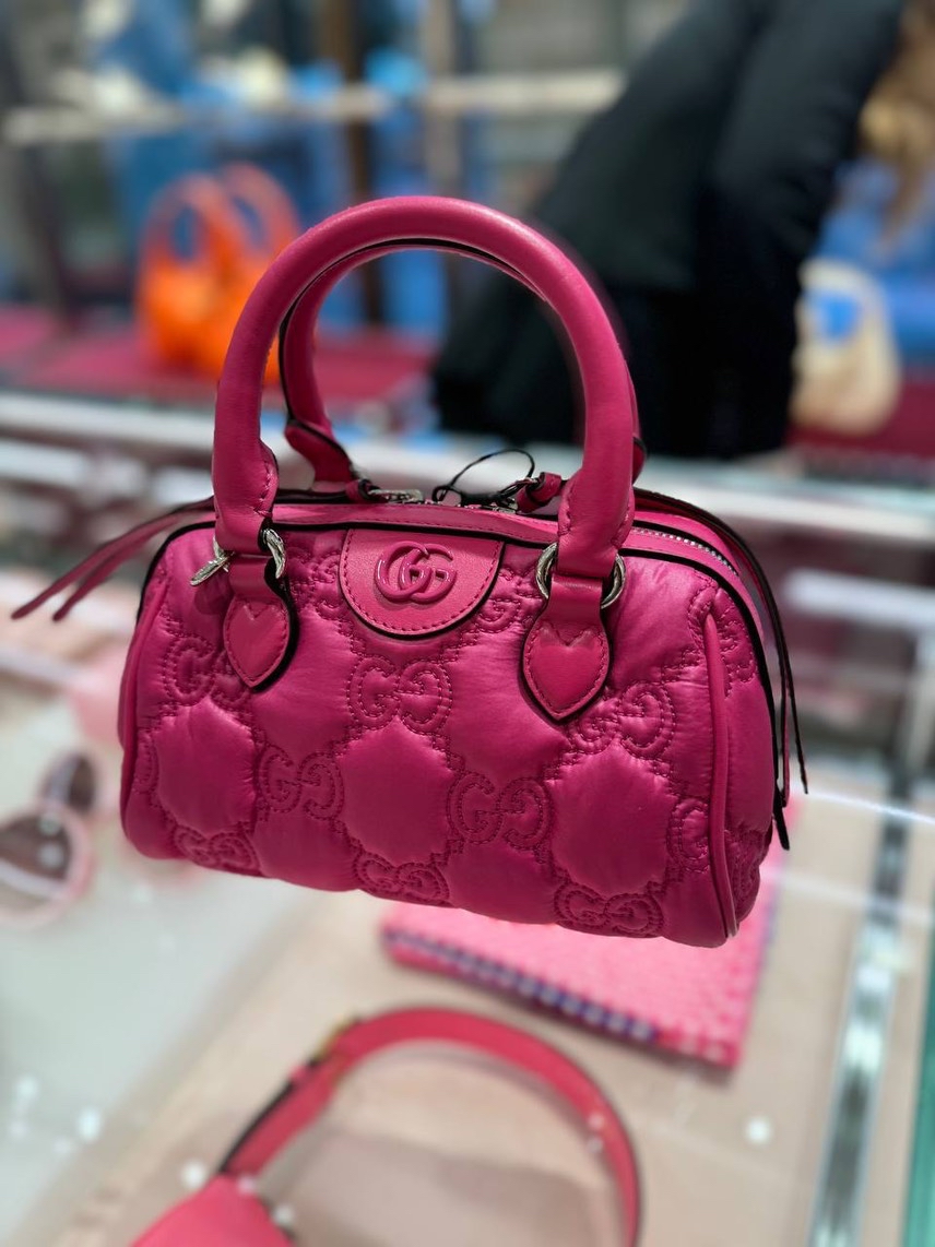 GUCCI Crossbody bags front view - Women's luxury Bags