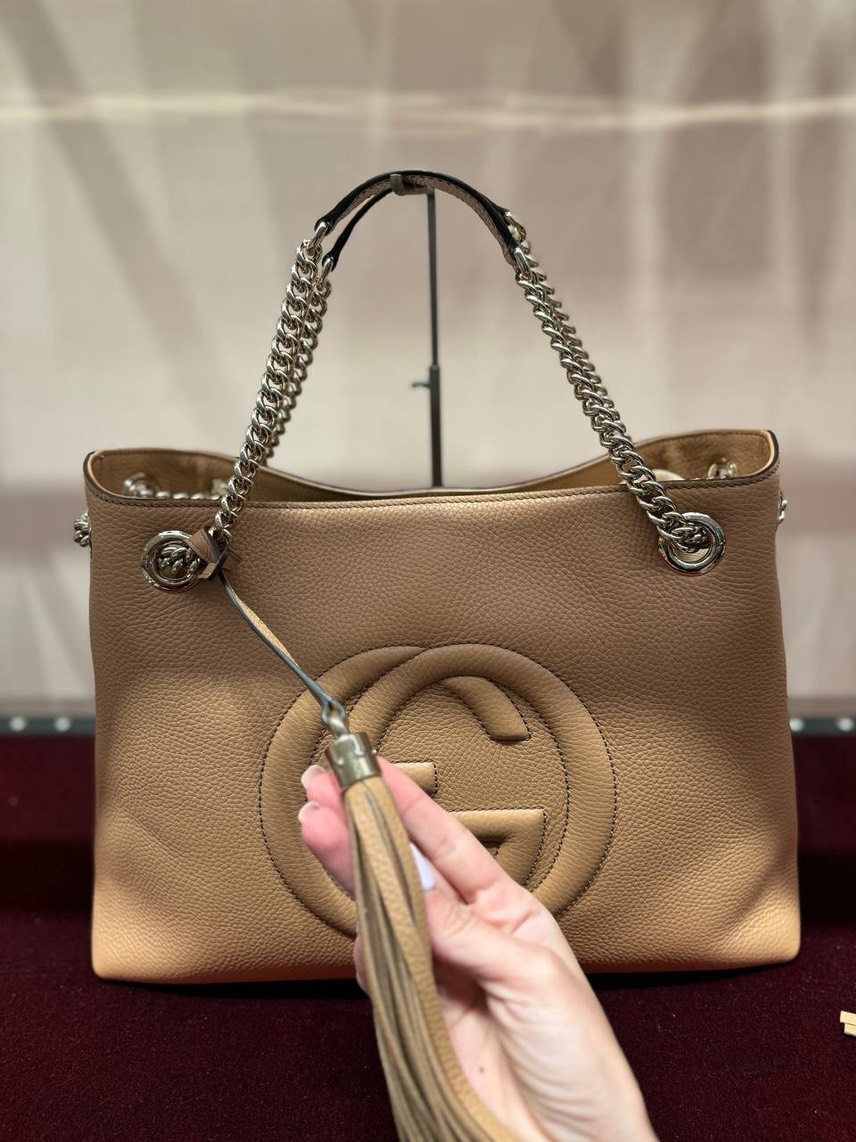 GUCCI Shoulder bags side view - Women's luxury Bags