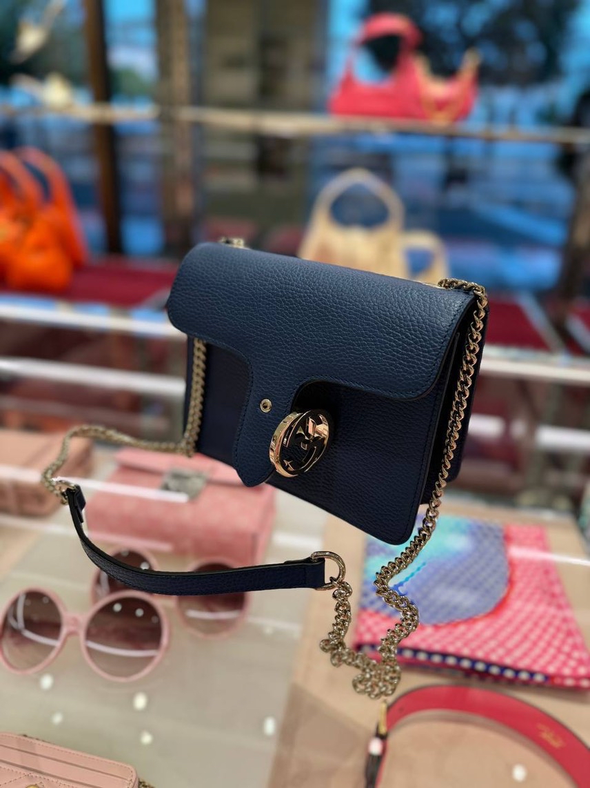 GUCCI Crossbody bags side view - Women's luxury Bags