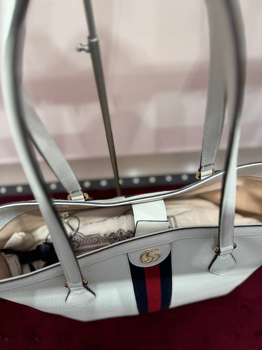 GUCCI Totes side view - Women's luxury Bags