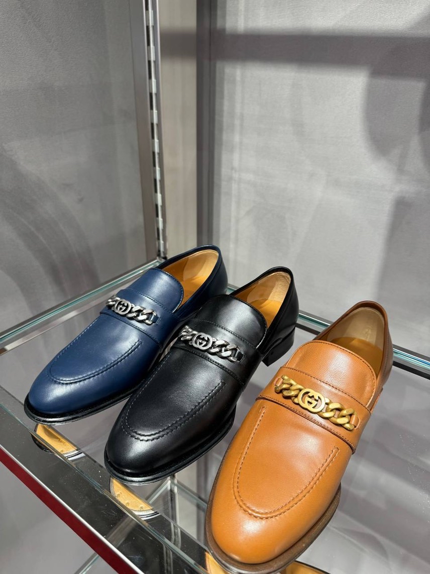 GUCCI Loafers front view - Men's luxury Shoes