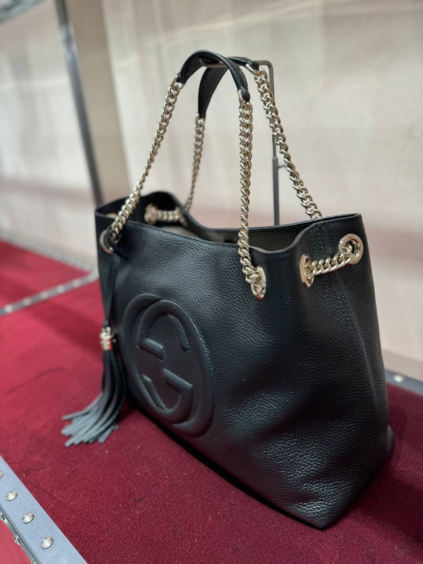 GUCCI Shoulder bags side view - Women's luxury Bags