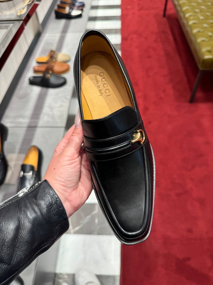 GUCCI Loafers side view - Men's luxury Shoes