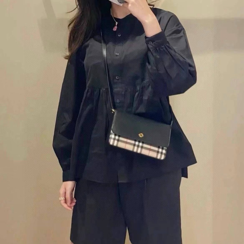 BURBERRY Crossbody bags side view - Women's luxury Bags