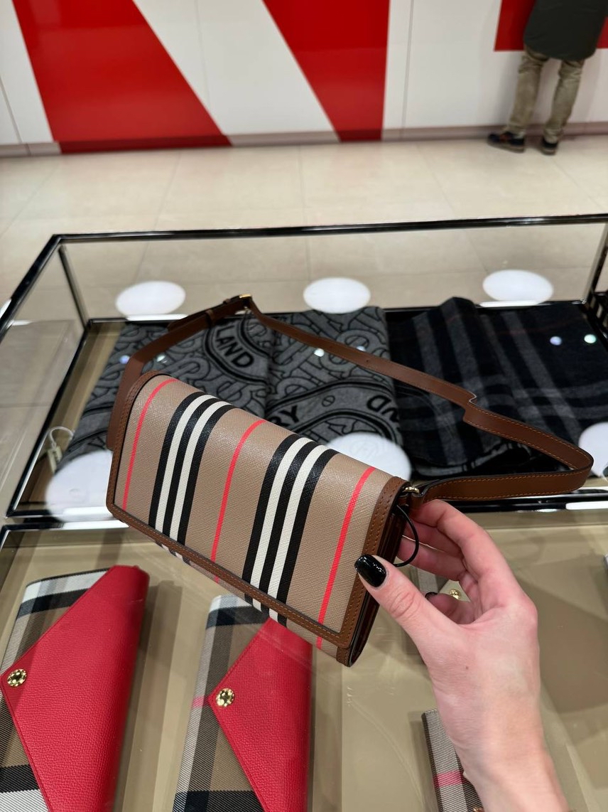 BURBERRY Clutch bags side view - Women's luxury Bags