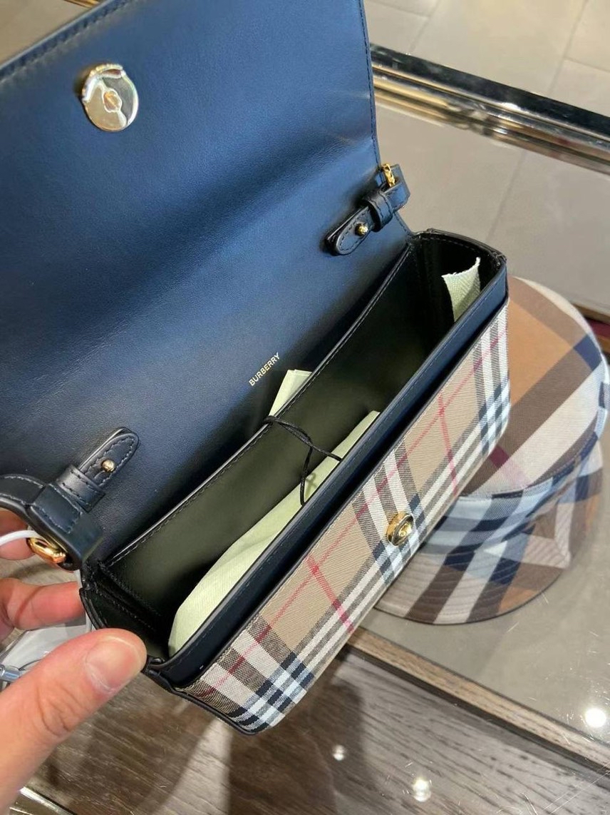 BURBERRY Crossbody bags side view - Women's luxury Bags
