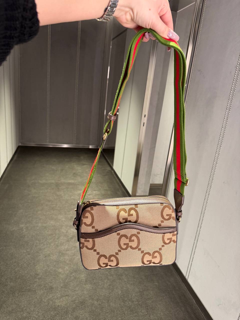 GUCCI Crossbody bags side view - unisex luxury Bags
