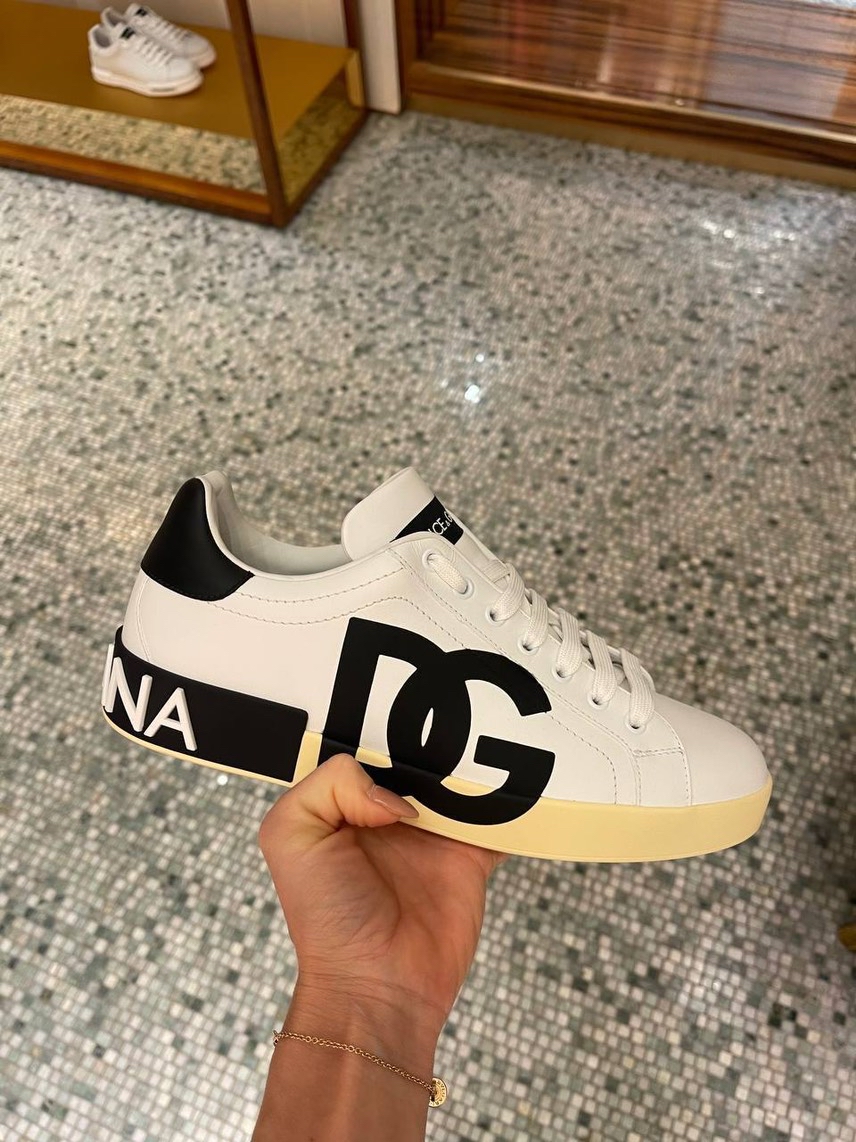 DOLCE & GABBANA Sneakers front view - Men's luxury Shoes