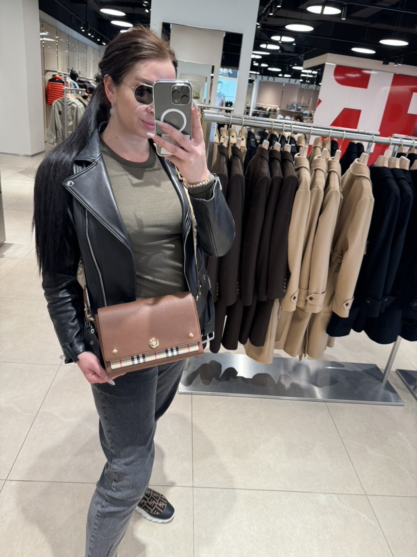 BURBERRY Crossbody bags side view - Women's luxury Bags