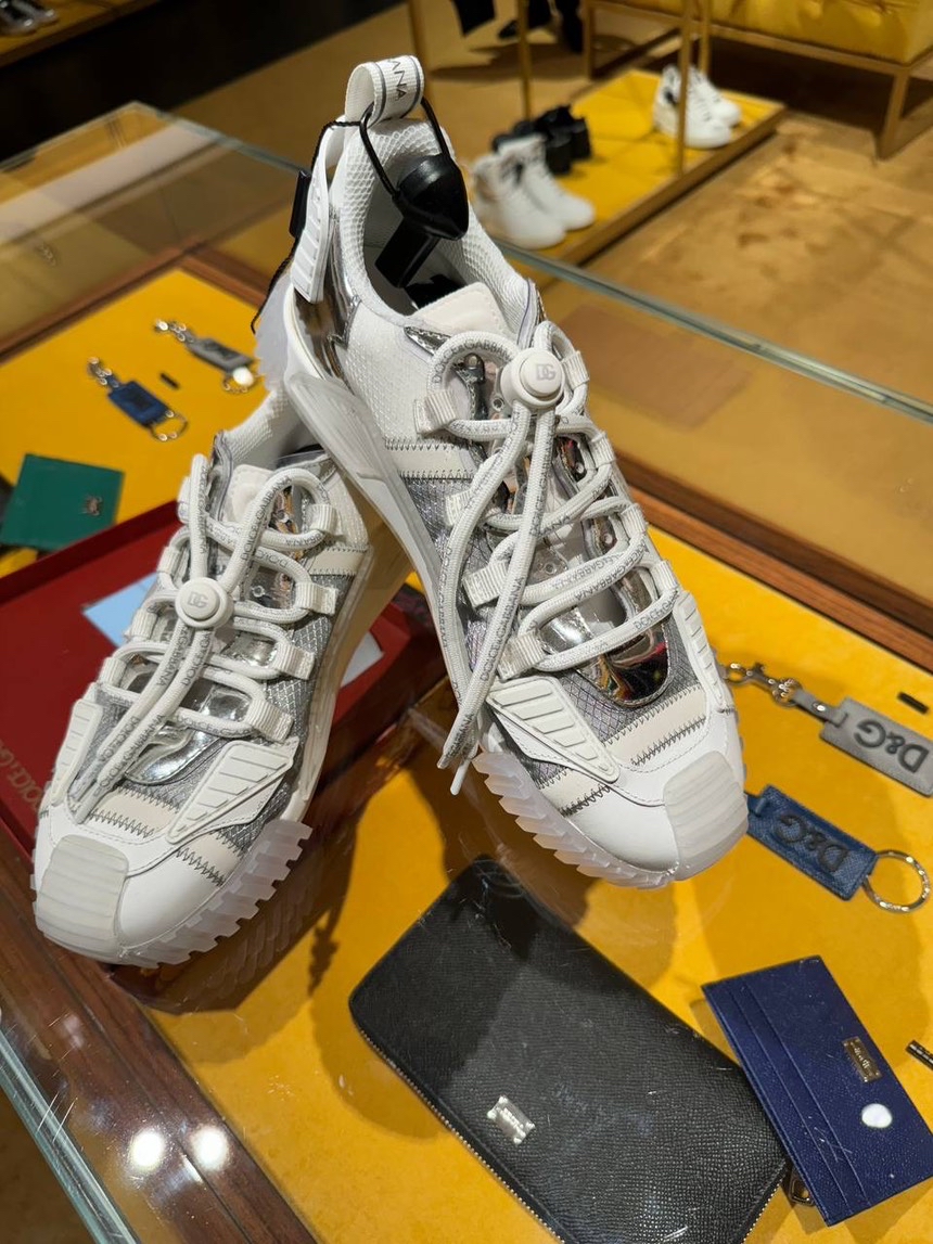 DOLCE & GABBANA Sneakers front view - Men's luxury Shoes