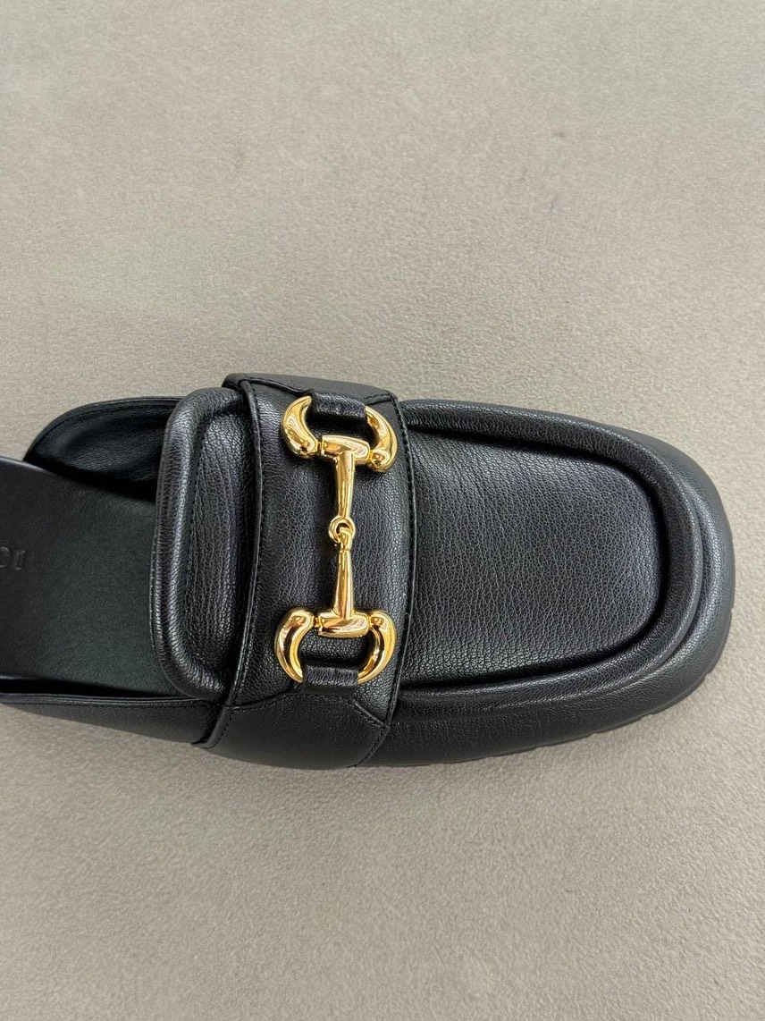 GUCCI Mules side view - Women's luxury Shoes