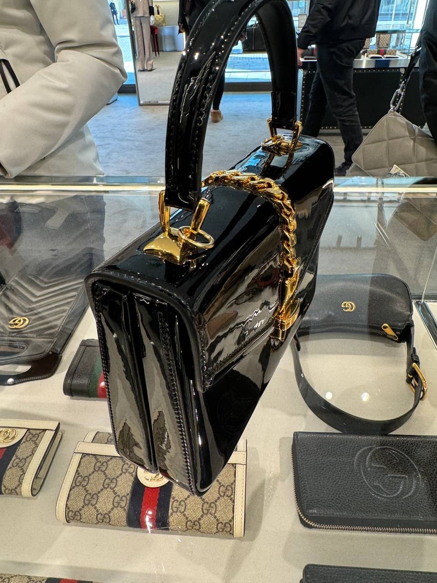 GUCCI Crossbody bags side view - Women's luxury Bags