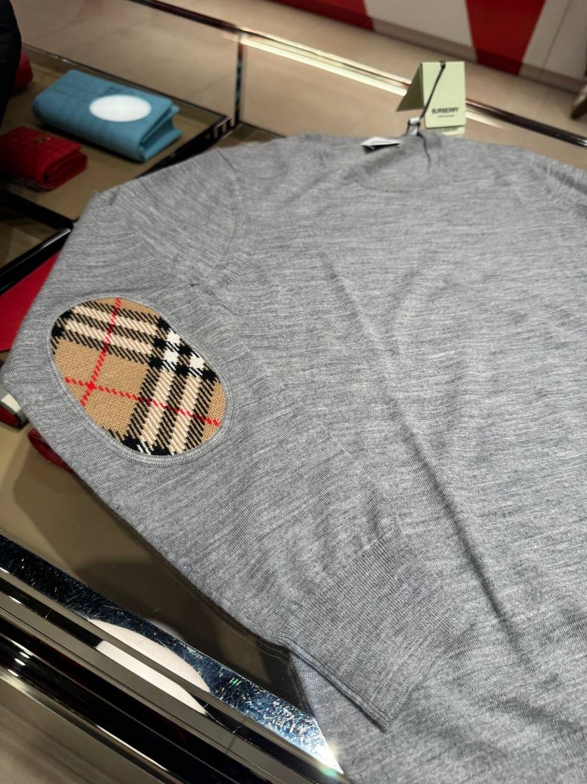 BURBERRY Knitwear side view - Women's luxury Clothes