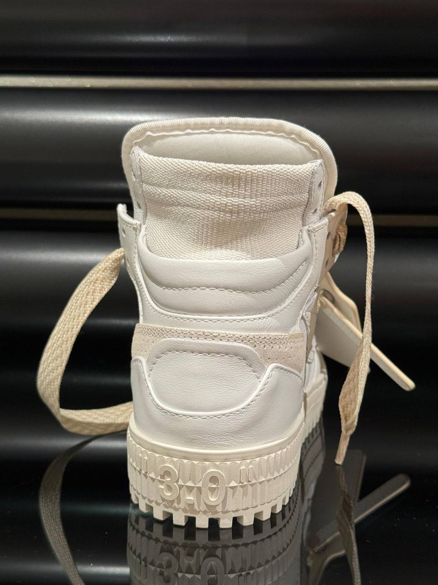 OFF-WHITE Sneakers side view - Women's luxury Shoes