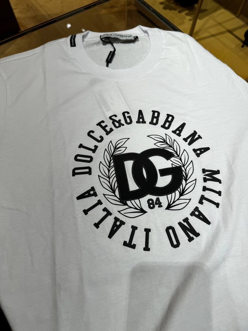 DOLCE & GABBANA T-shirt and Polo side view - Men's luxury Clothes