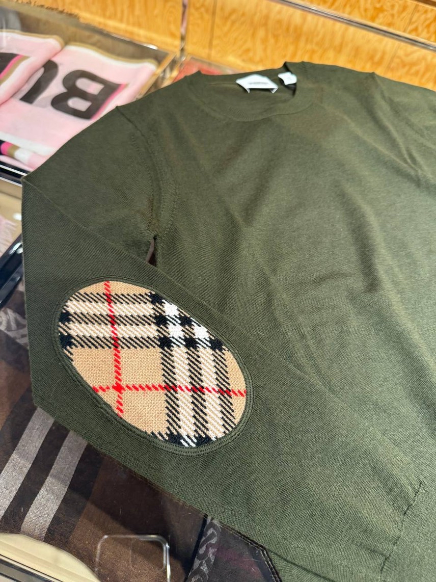BURBERRY Knitwear side view - Women's luxury Clothes