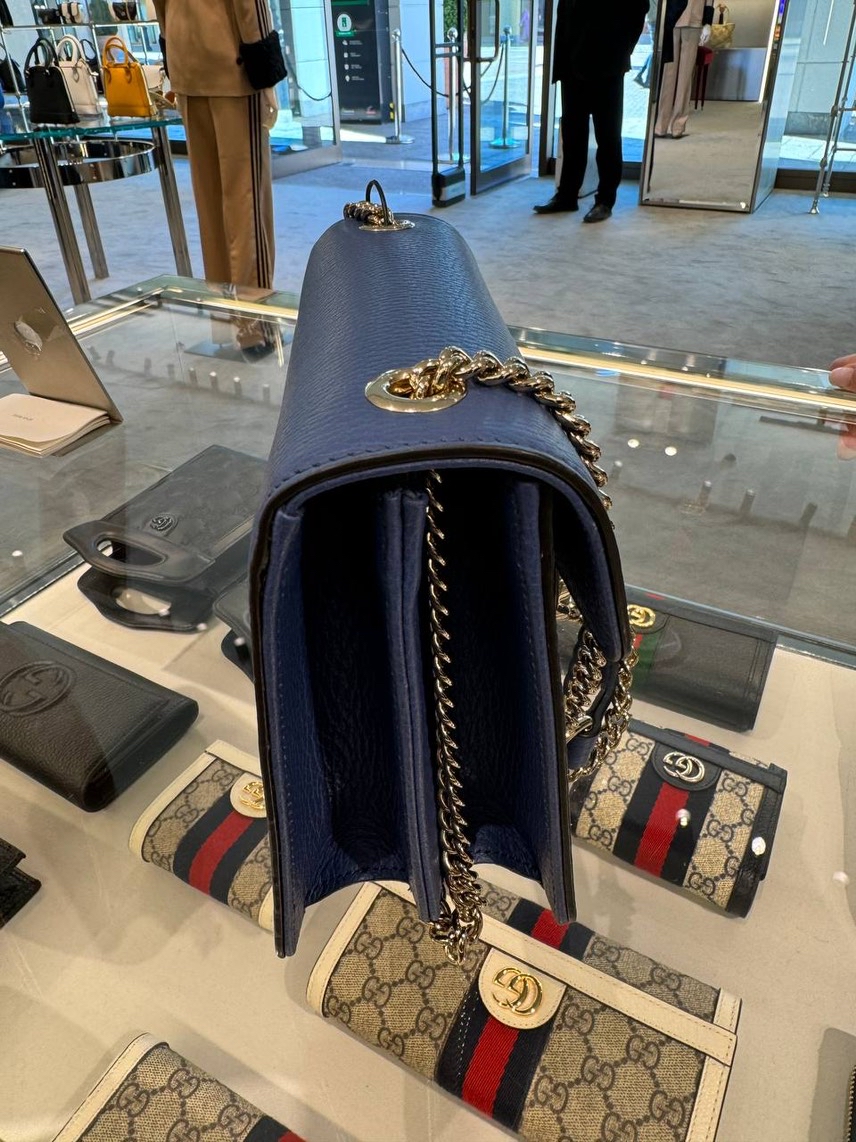 GUCCI Crossbody bags side view - Women's luxury Bags