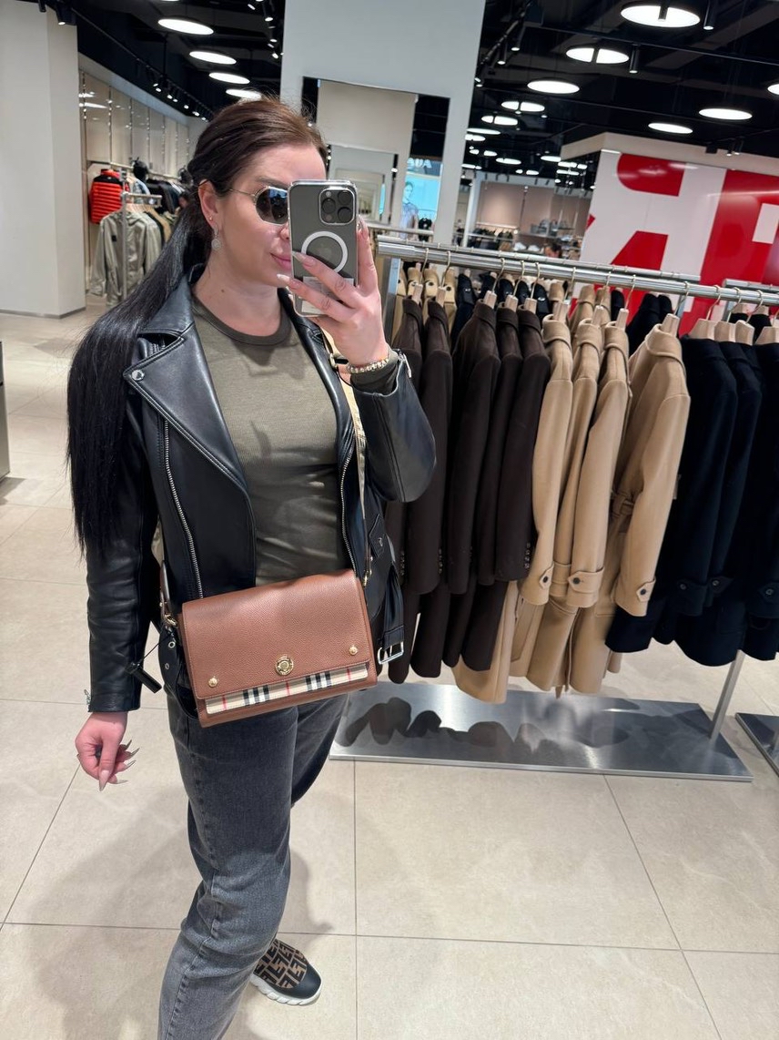 BURBERRY Crossbody bags side view - Women's luxury Bags