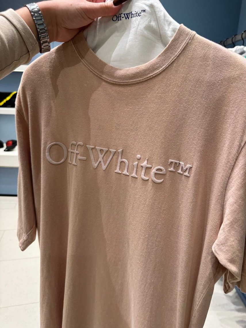 OFF-WHITE T-shirt and Polo side view - Men's luxury Clothes