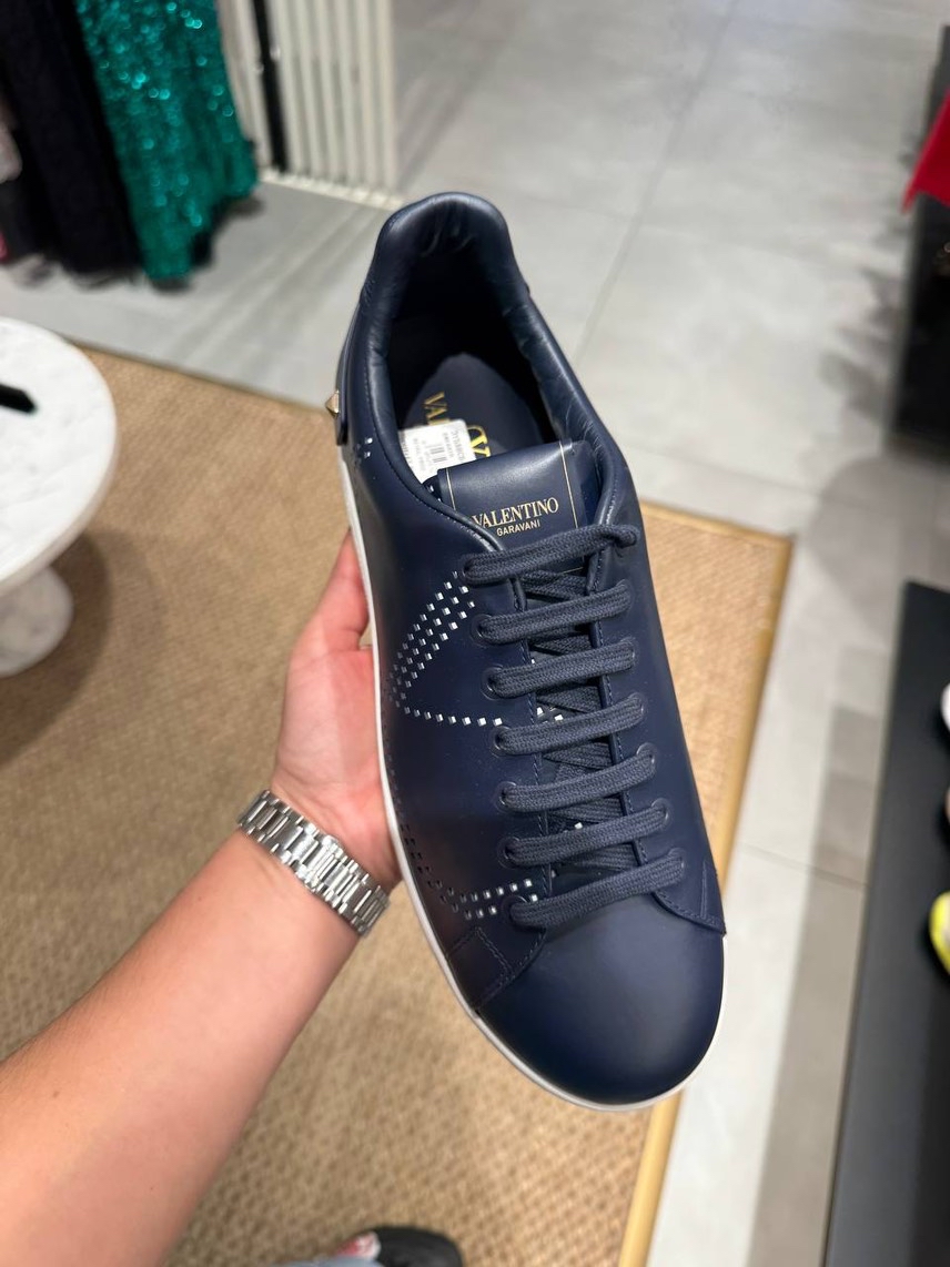 VALENTINO GARAVANI Sneakers side view - Men's luxury Shoes