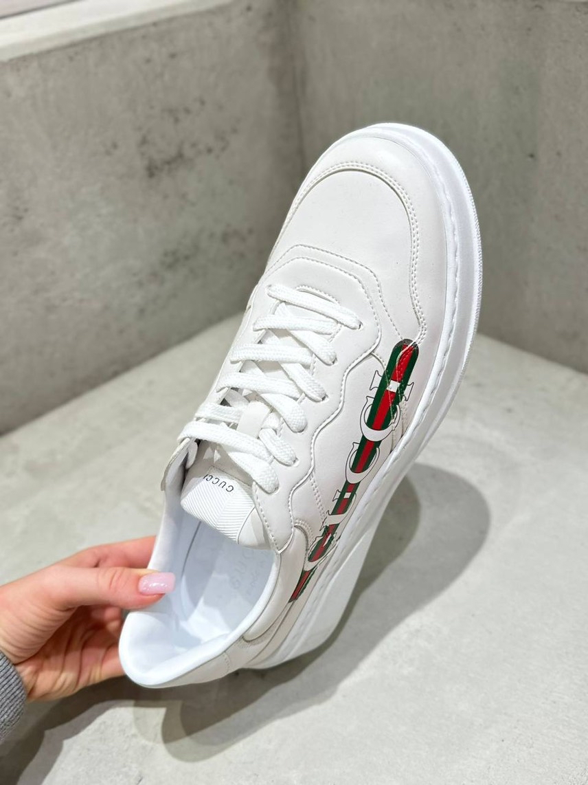 GUCCI Sneakers side view - Men's luxury Shoes