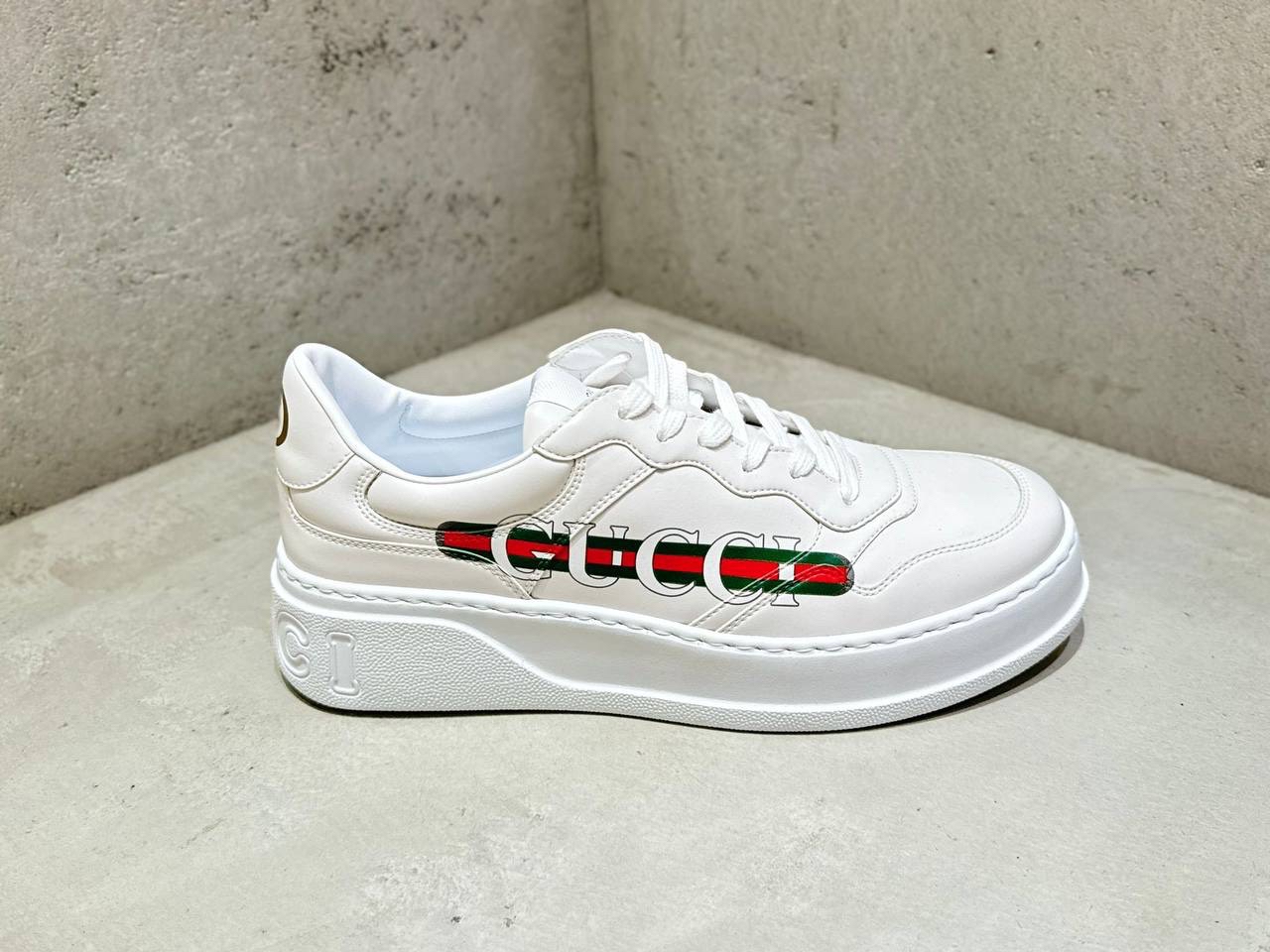 GUCCI Sneakers front view - Men's luxury Shoes