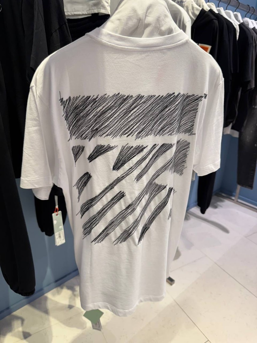 OFF-WHITE T-shirt and Polo side view - Men's luxury Clothes