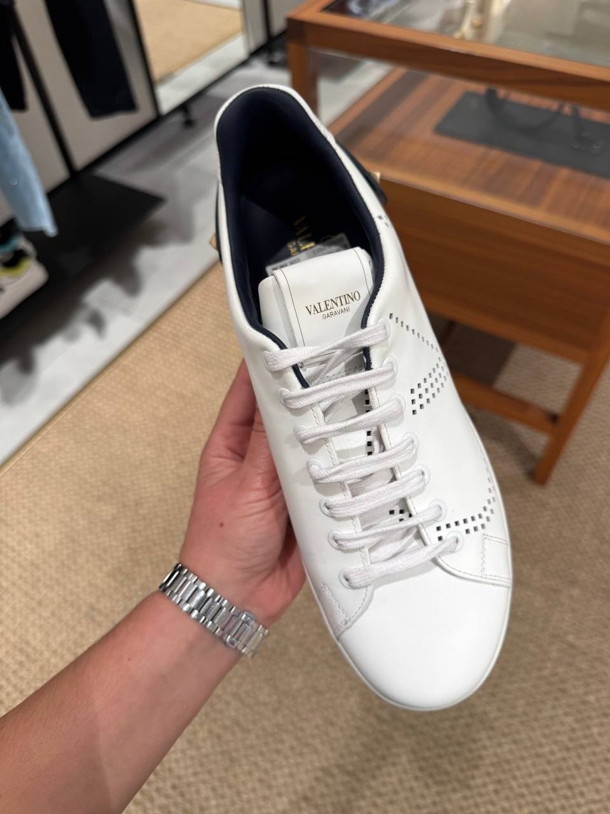 VALENTINO GARAVANI Sneakers side view - Men's luxury Shoes