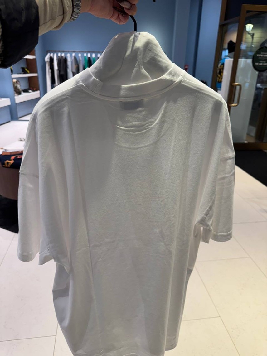 OFF-WHITE T-shirt and Polo side view - Men's luxury Clothes