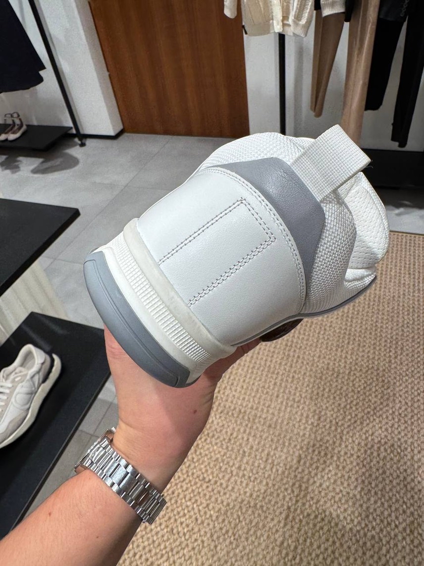 VALENTINO GARAVANI Sneakers side view - Men's luxury Shoes