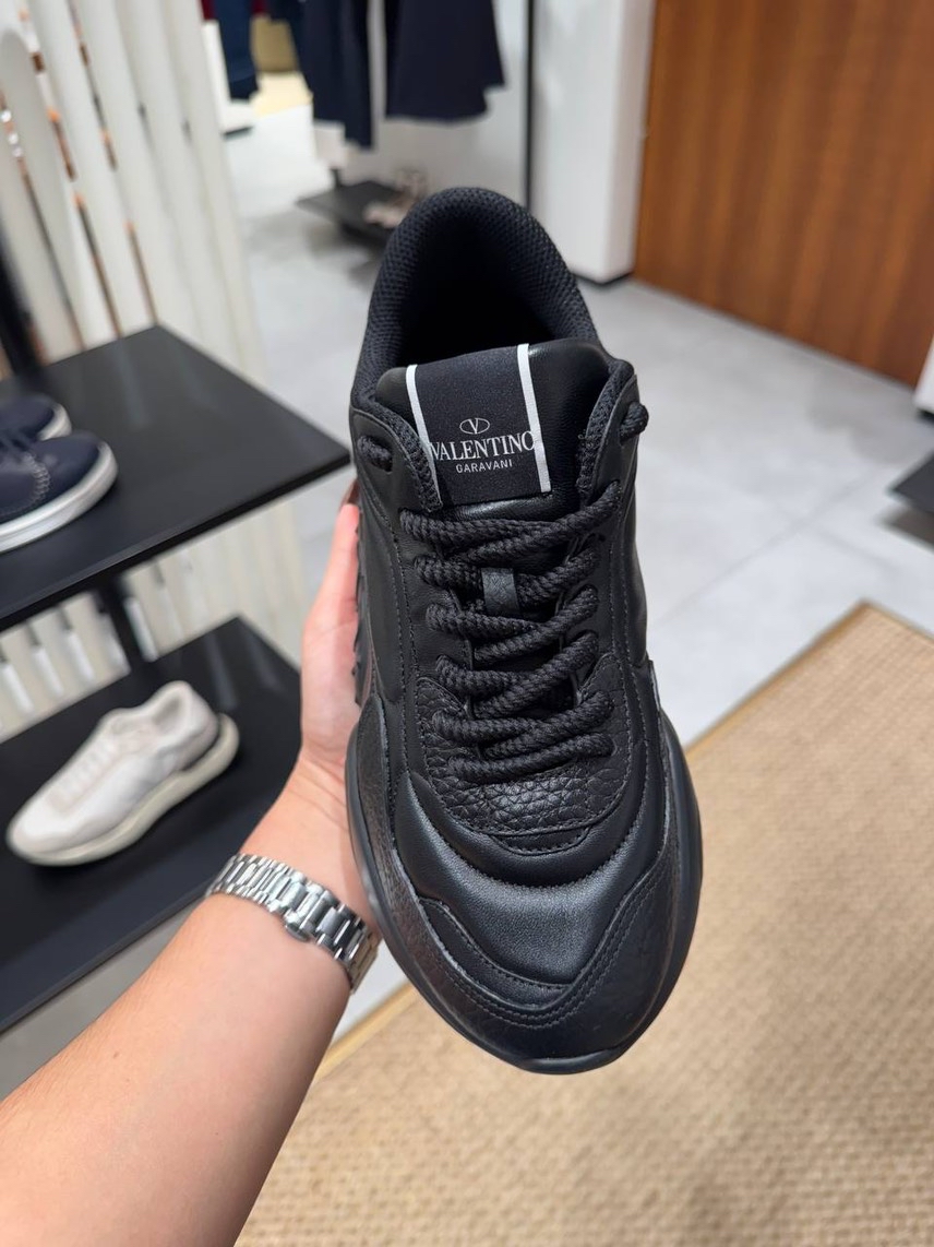 VALENTINO GARAVANI Sneakers side view - Men's luxury Shoes