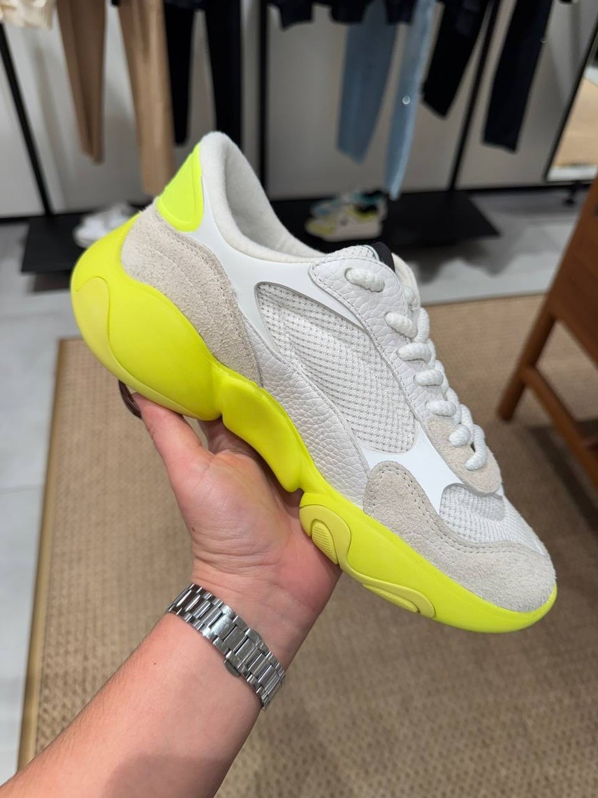 VALENTINO GARAVANI Sneakers side view - Men's luxury Shoes