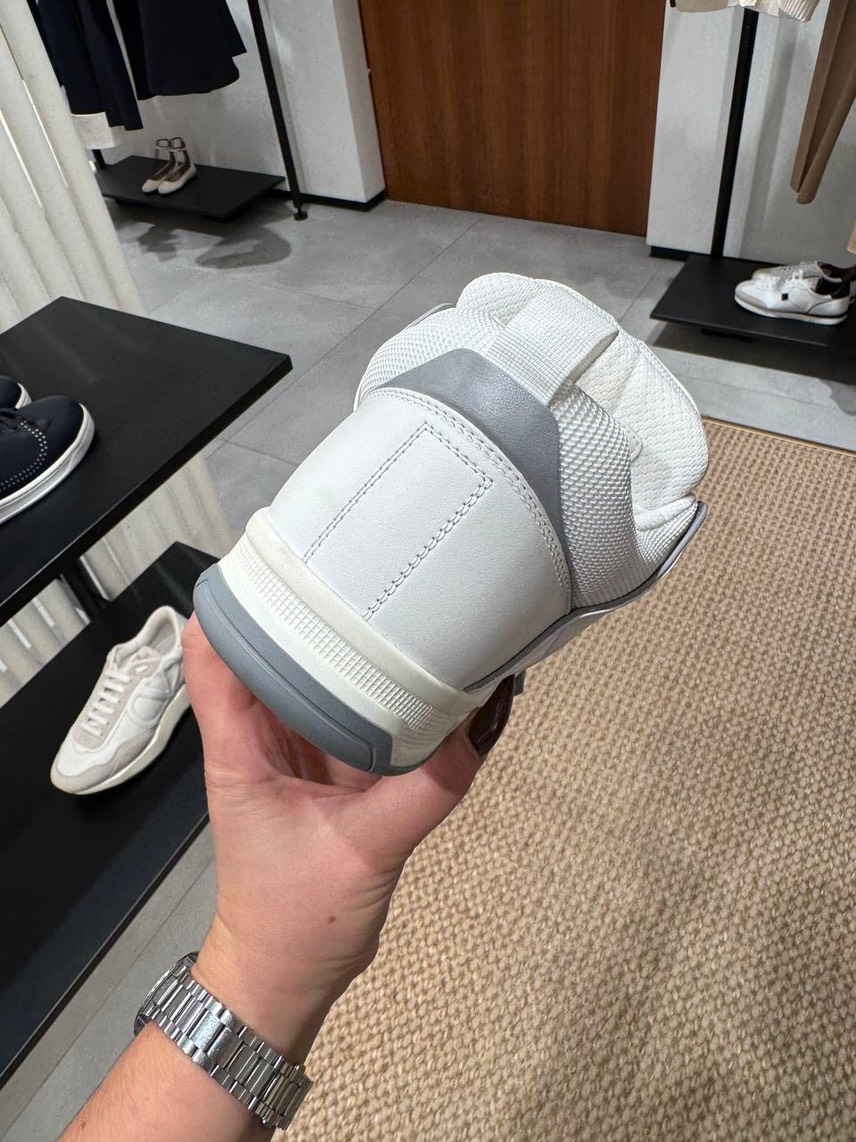 VALENTINO GARAVANI Sneakers side view - Men's luxury Shoes