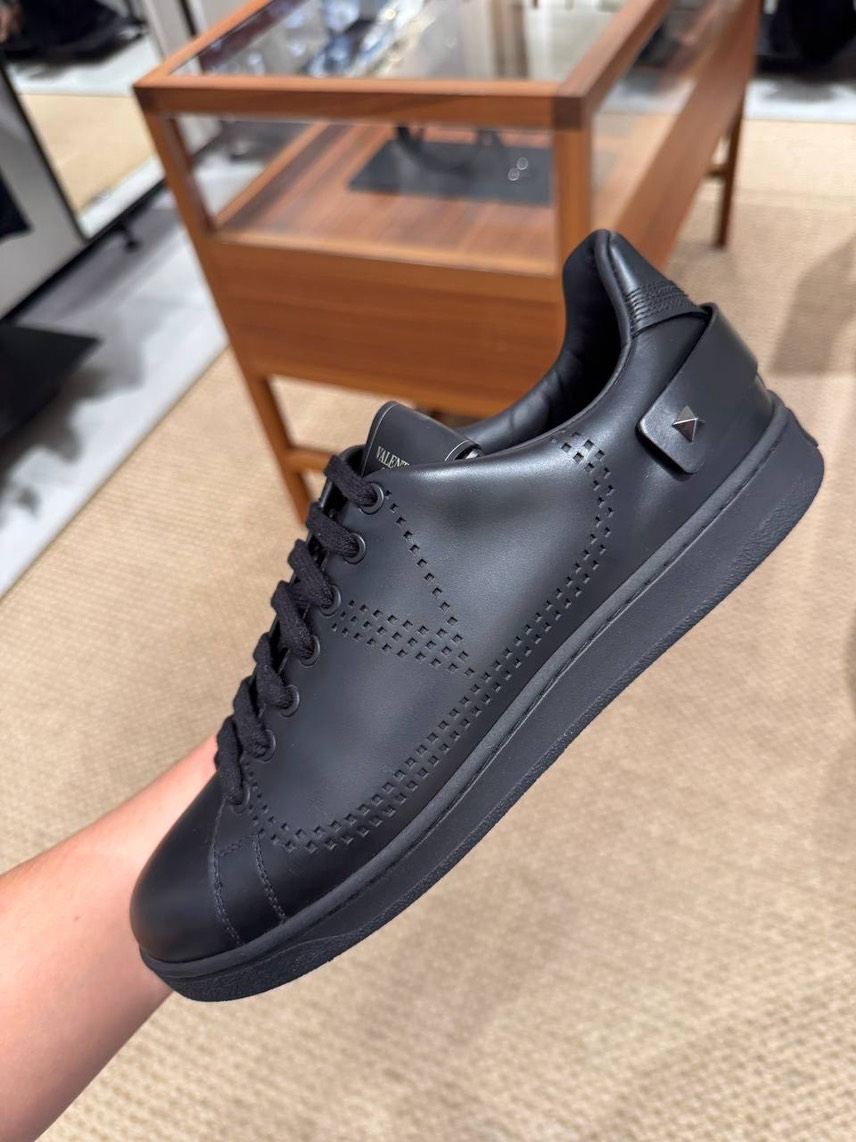 VALENTINO GARAVANI Sneakers front view - Men's luxury Shoes
