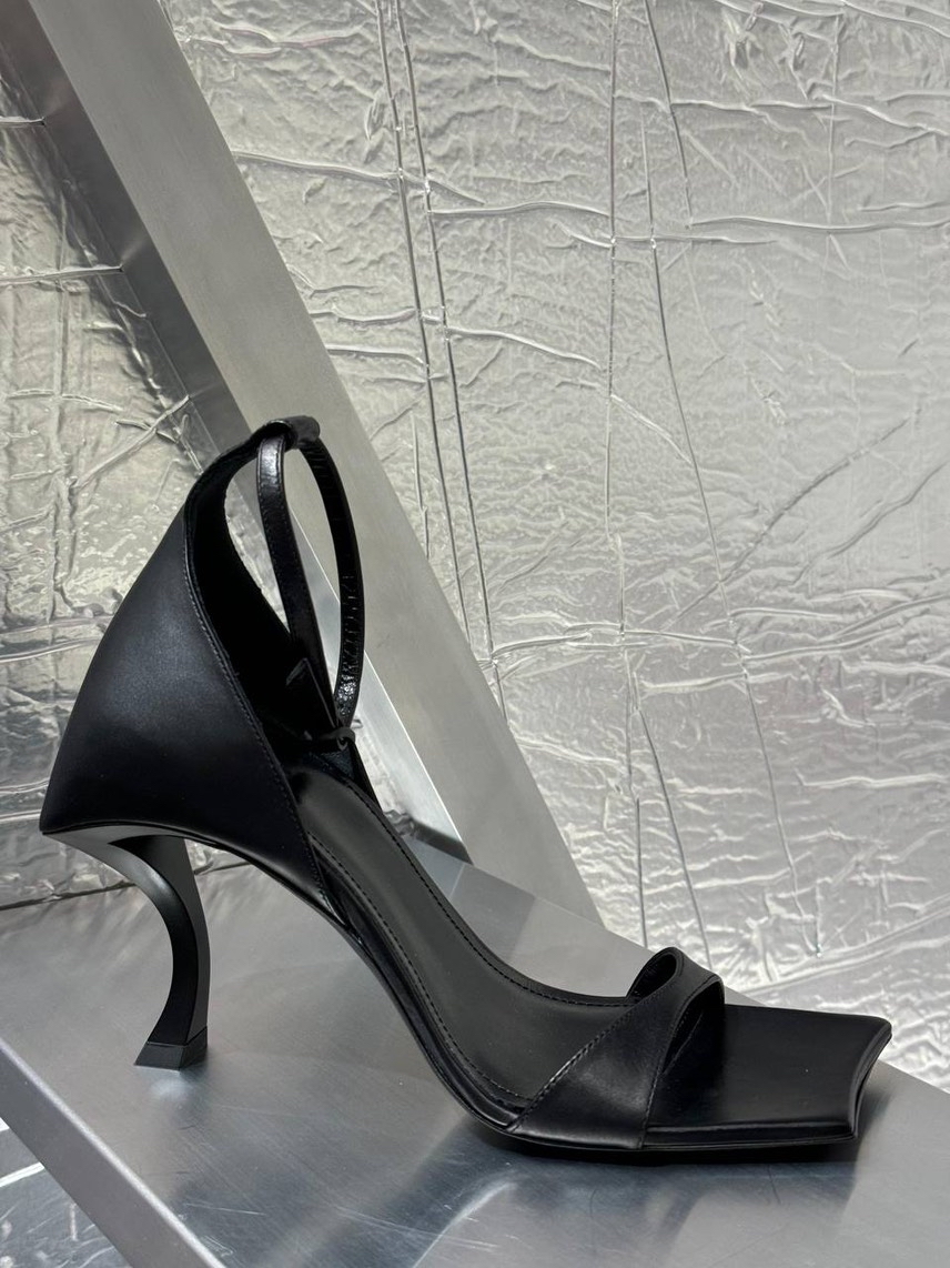 BALENCIAGA Sandals front view - Women's luxury Shoes