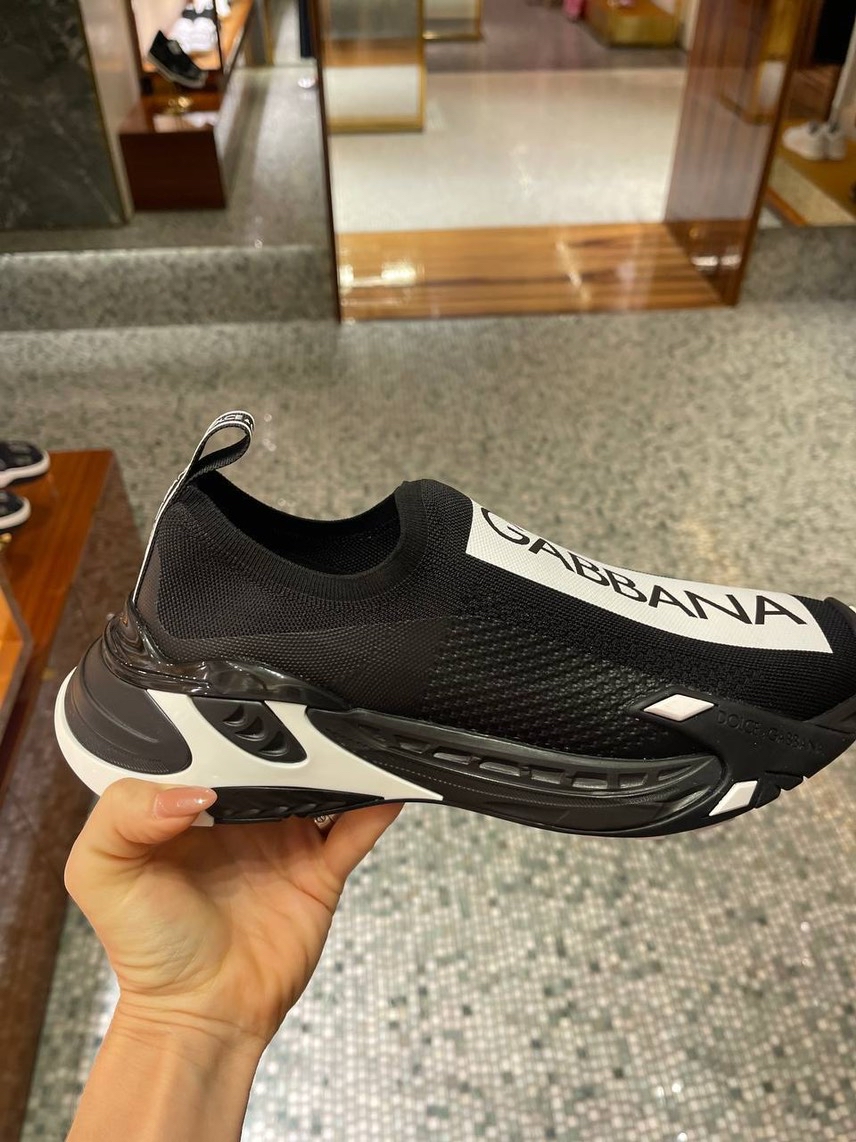 DOLCE & GABBANA Sneakers side view - Men's luxury Shoes