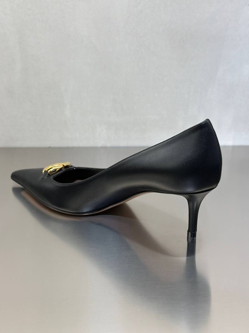 VALENTINO GARAVANI Pumps side view - Women's luxury Shoes
