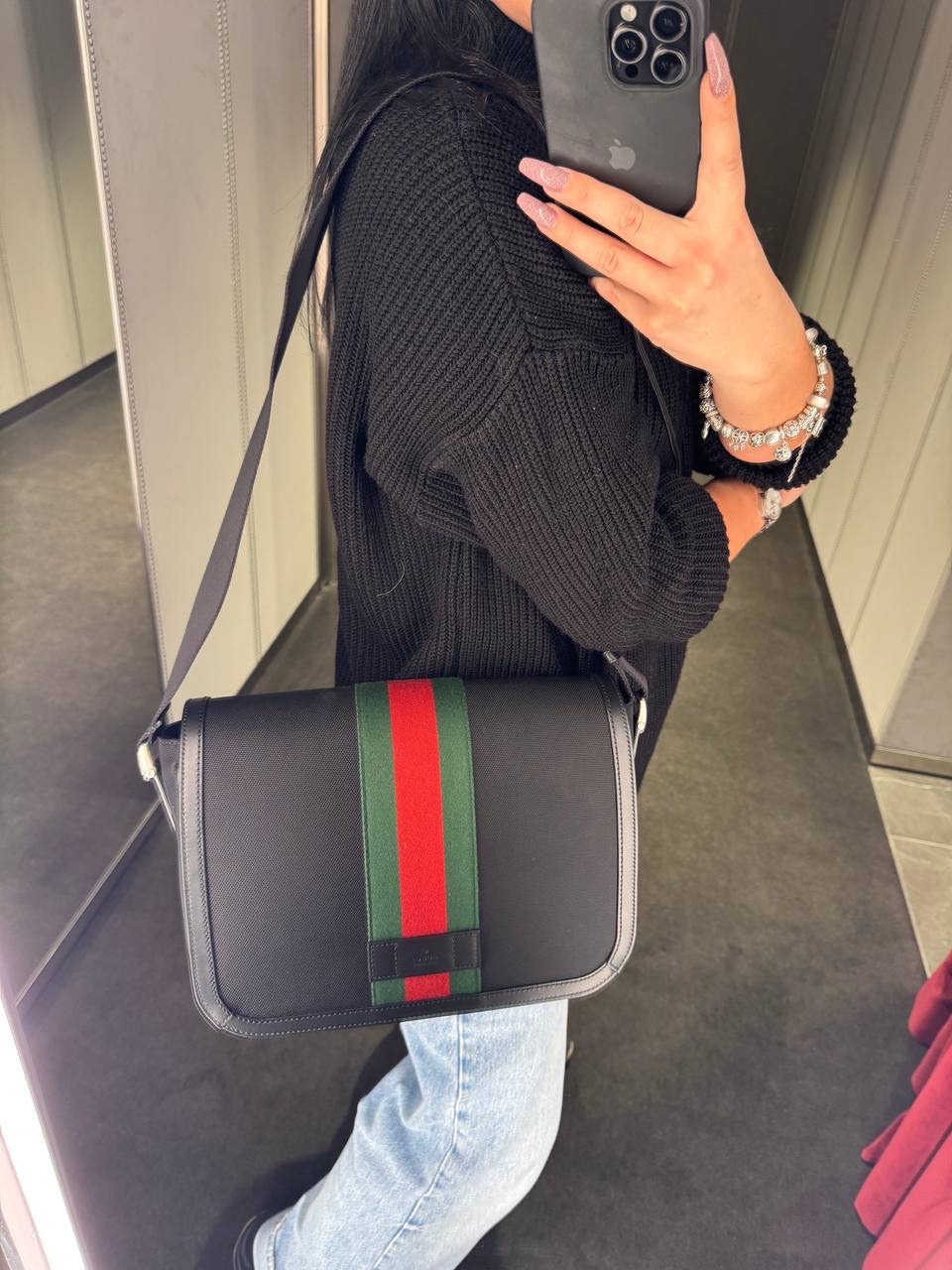 GUCCI Messenger bags side view - Men's luxury Bags