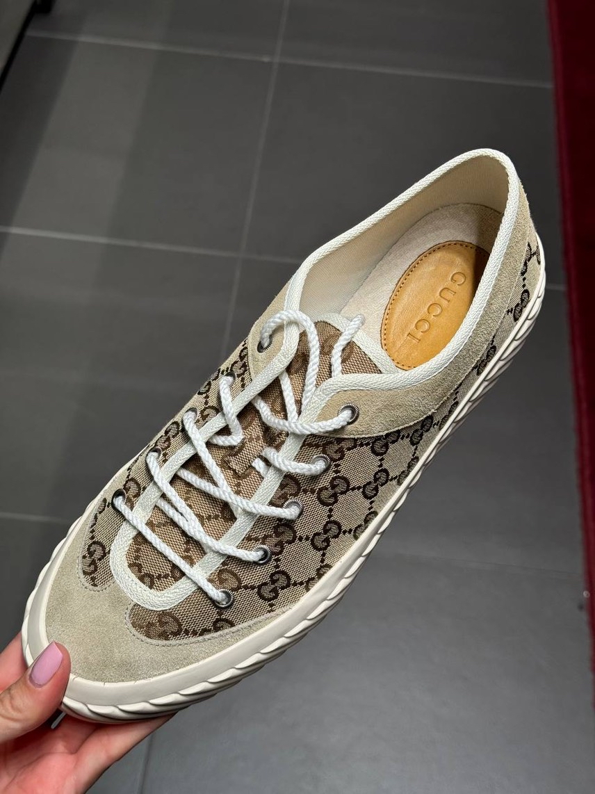 GUCCI Sneakers side view - Men's luxury Shoes