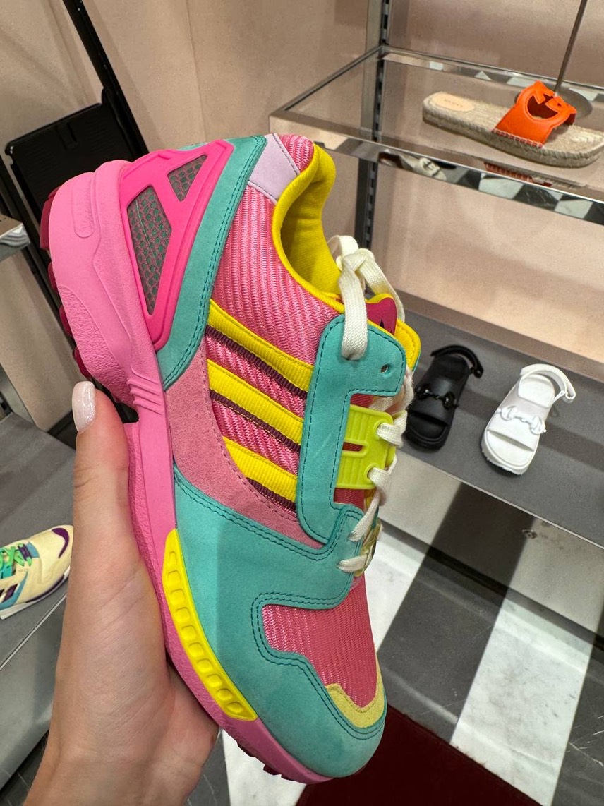 GUCCI Sneakers front view - Women's luxury Shoes