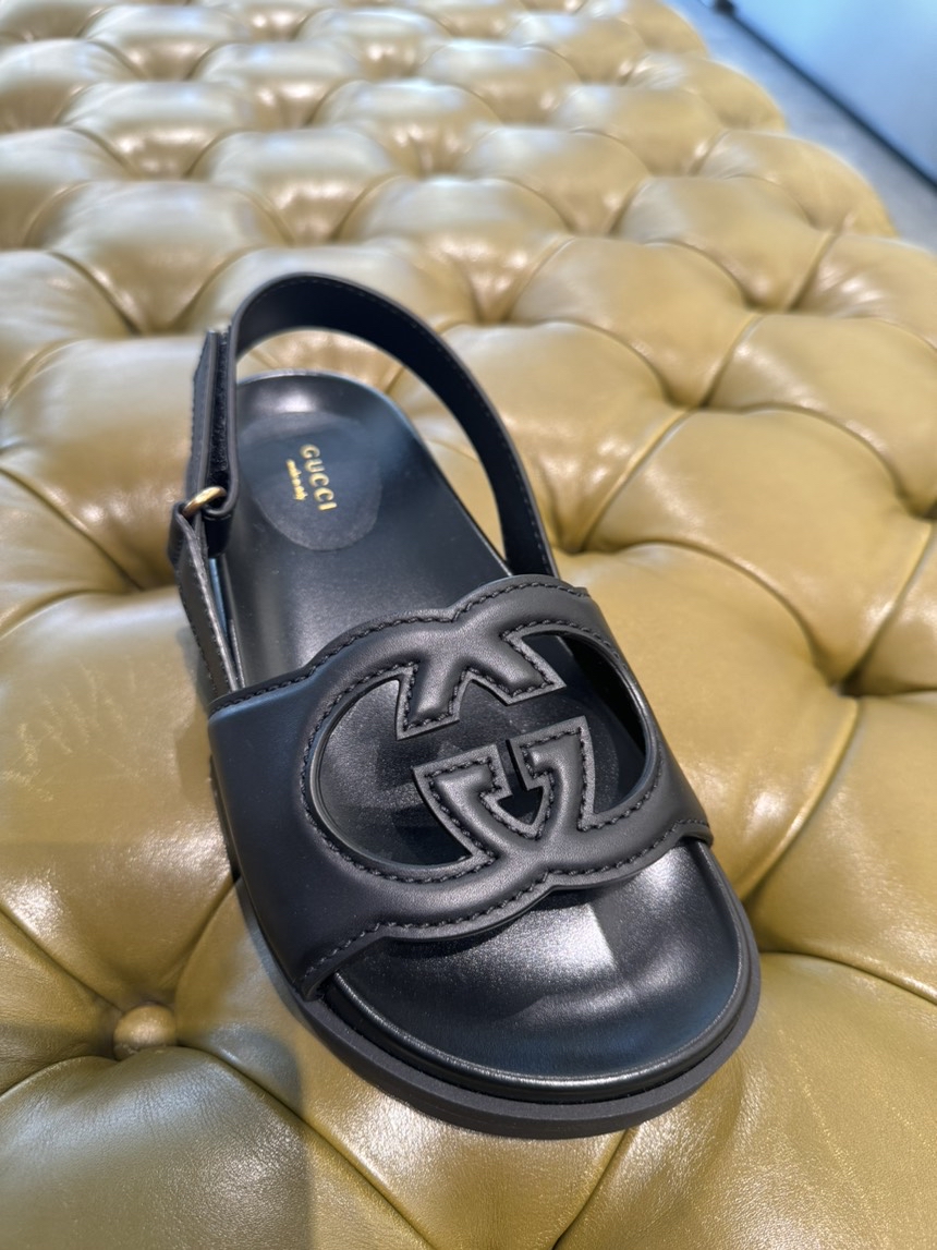 GUCCI Sandals front view - Women's luxury Shoes